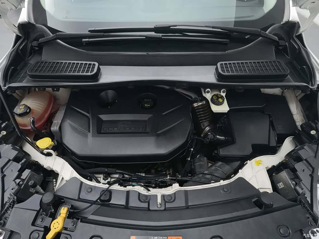 Ford Kuga, 2017 6
