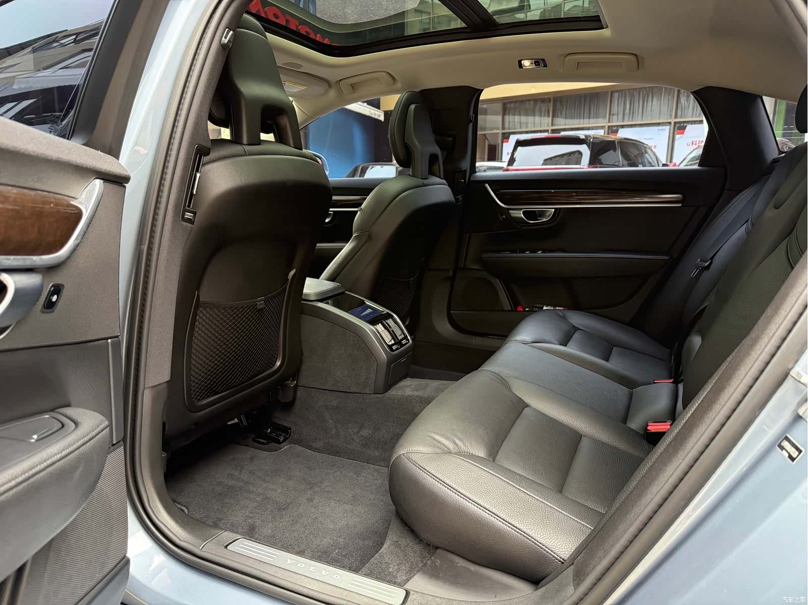 Volvo S90, 2018 9