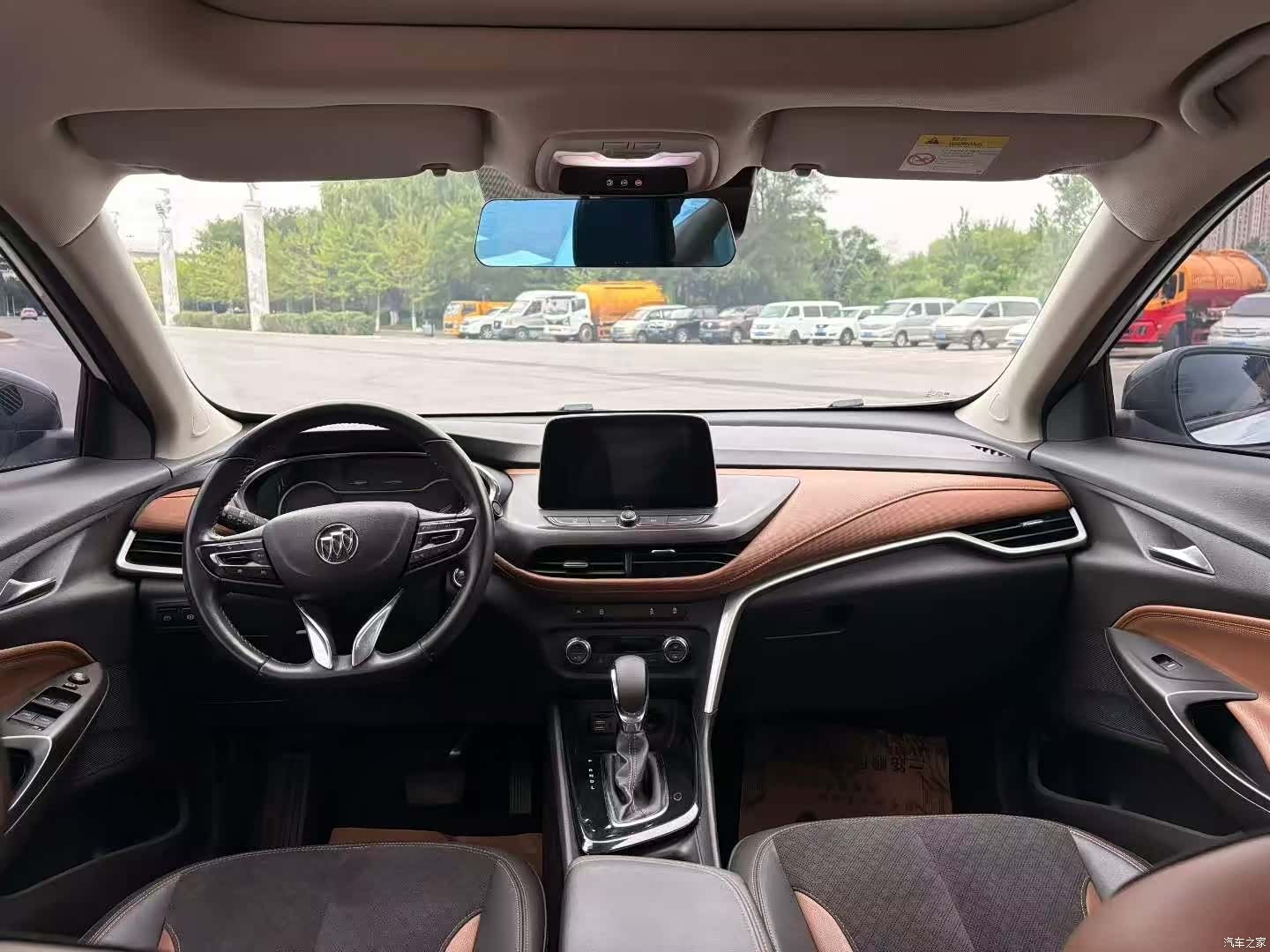 Buick Encore, 2021 все фото