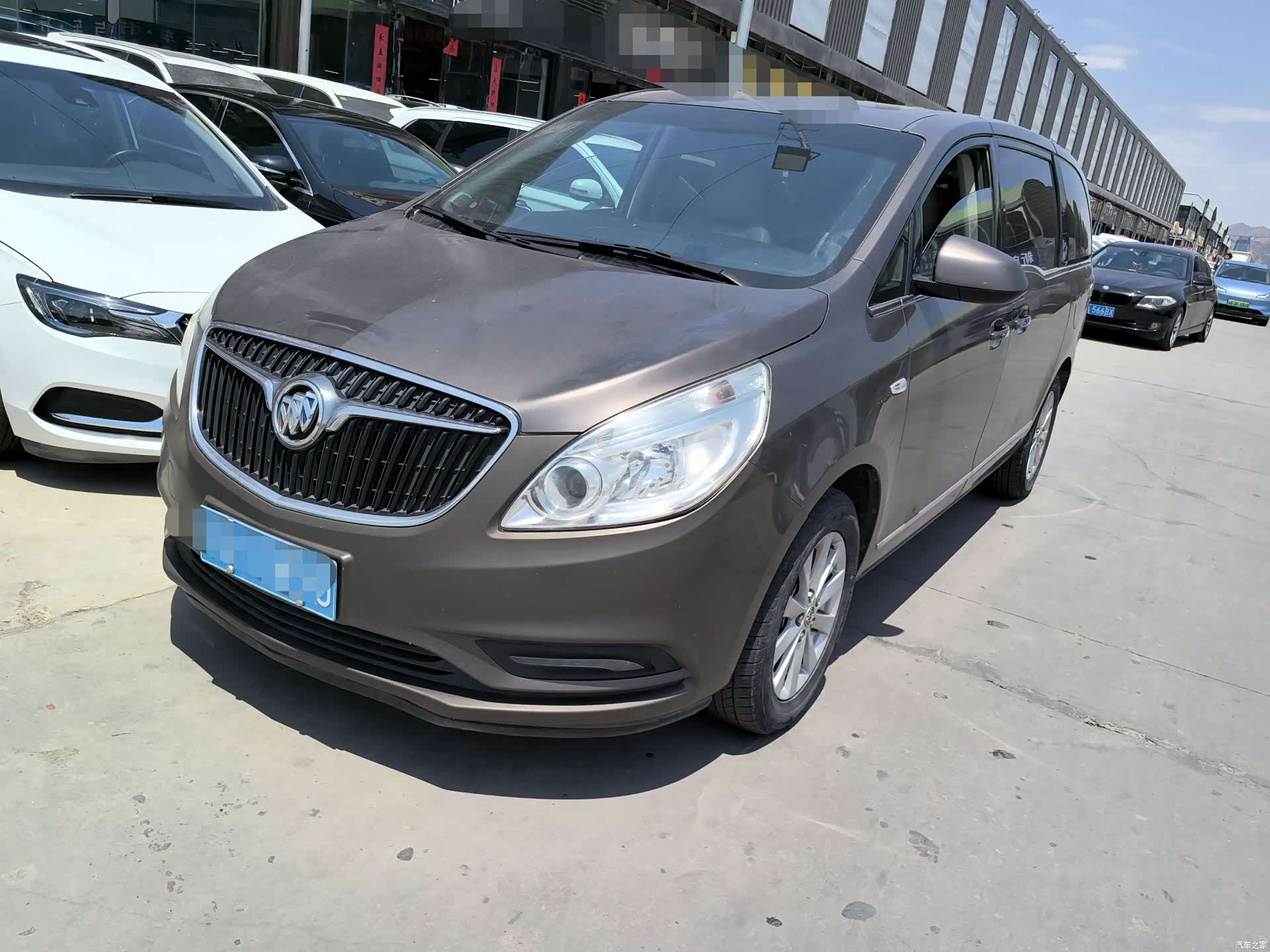 Buick GL8, 2018 1