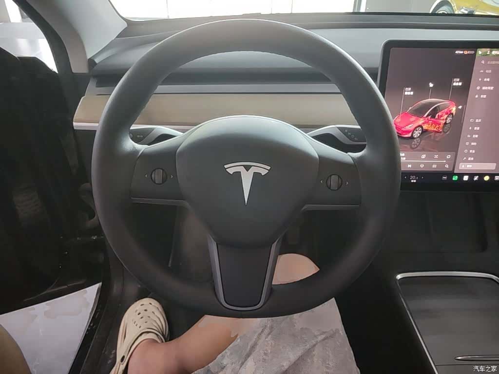 Tesla Model Y, 2022 11