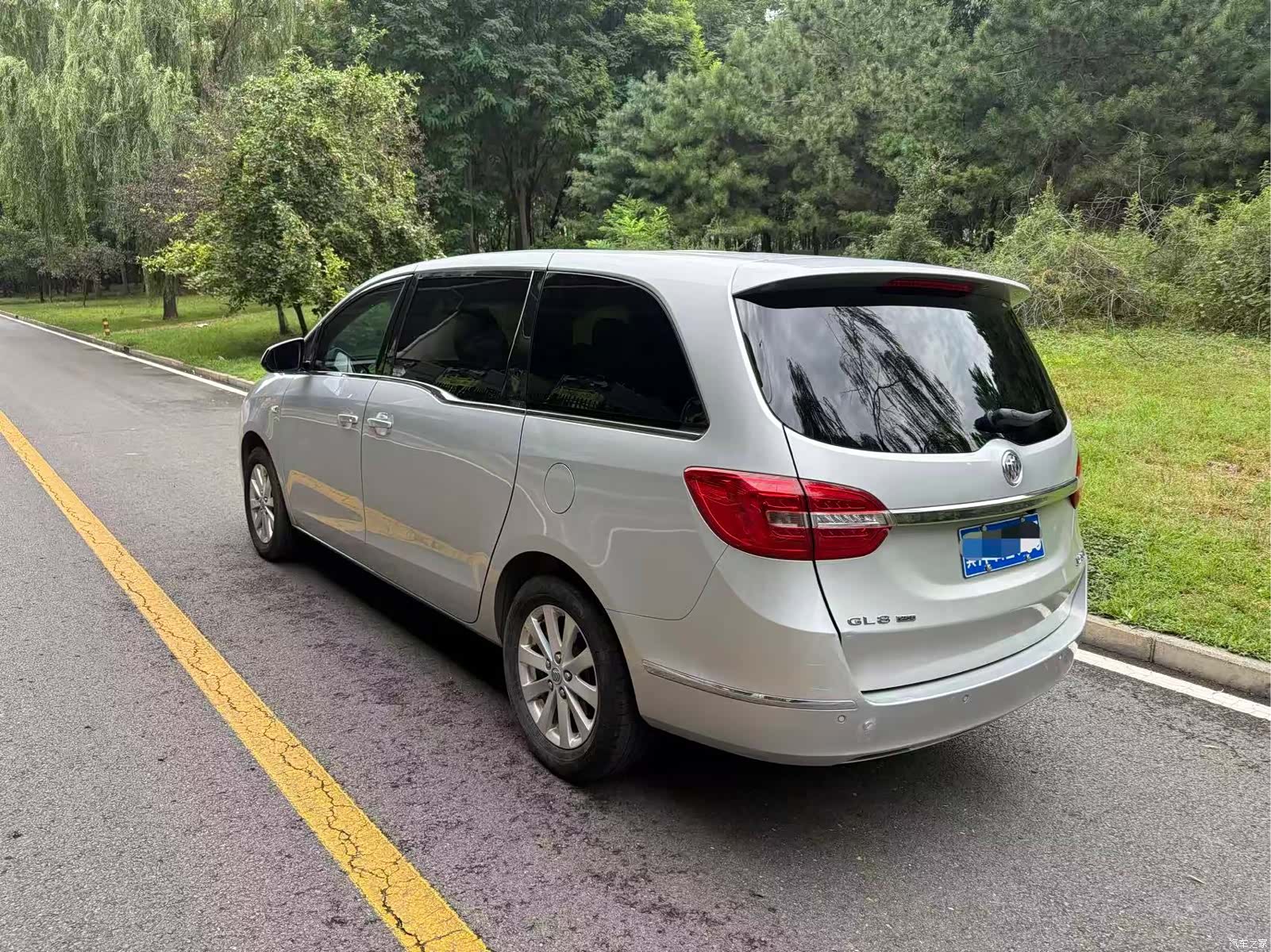 Buick GL8, 2019 4