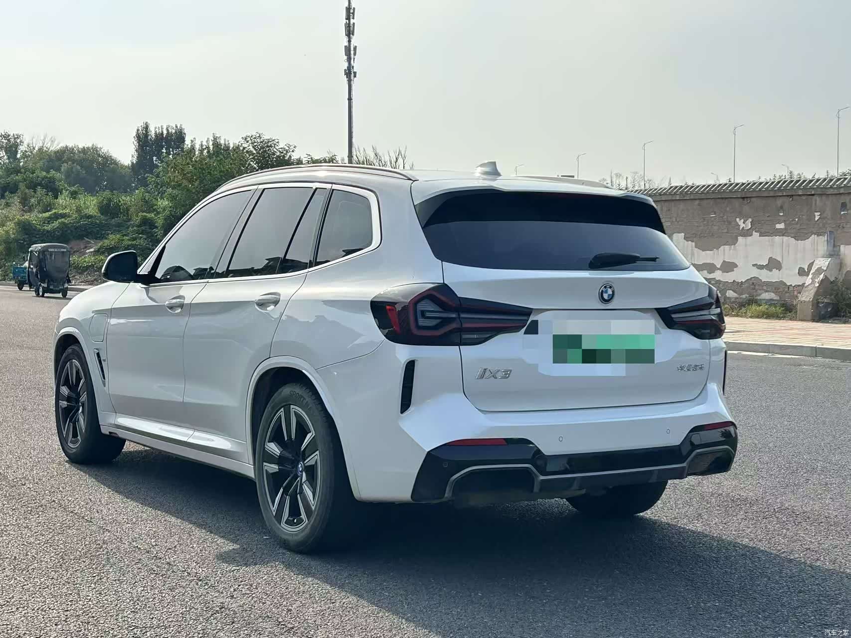 BMW iX3, 2024 9