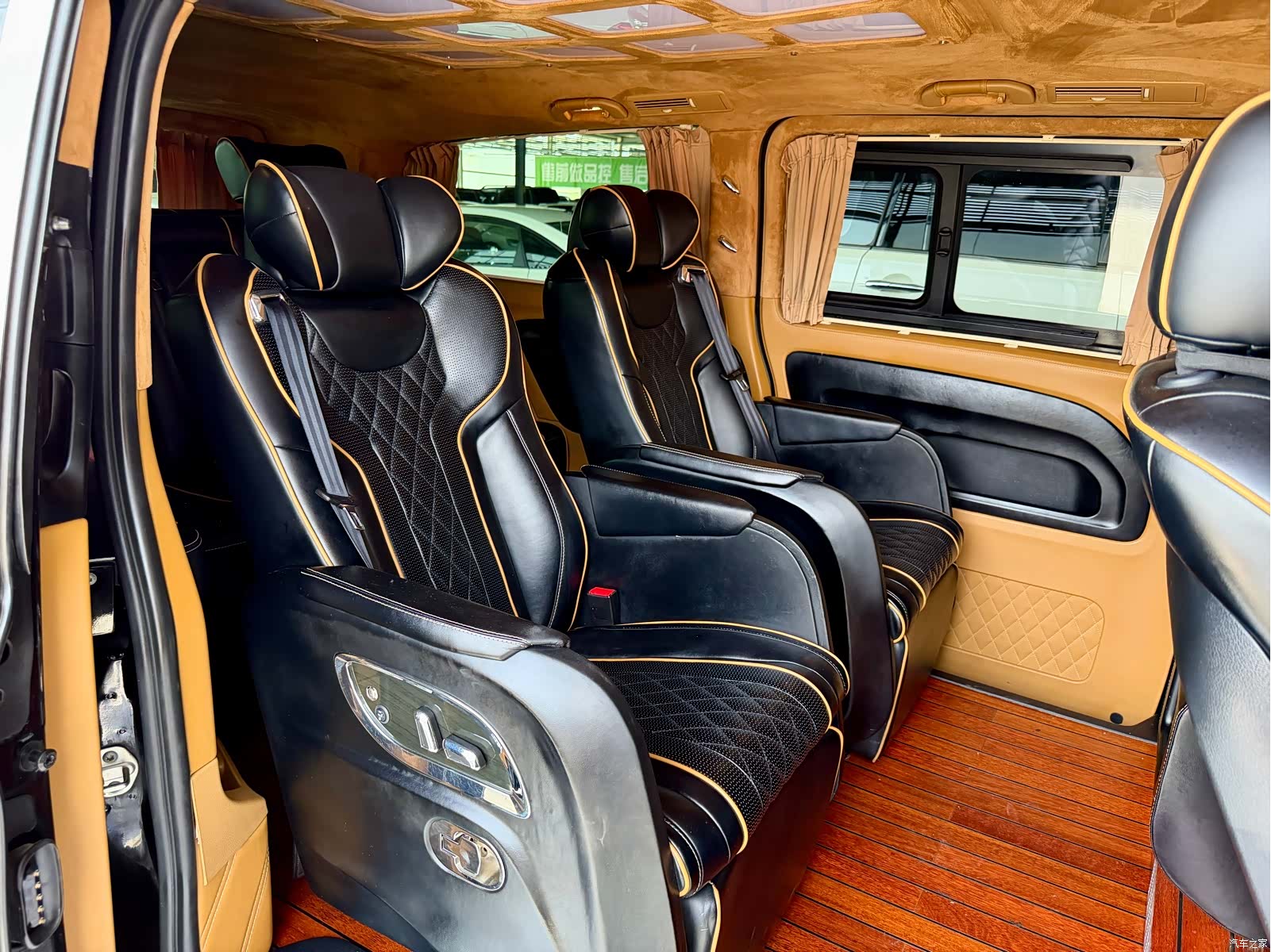 Mercedes-Benz V, 2018 12