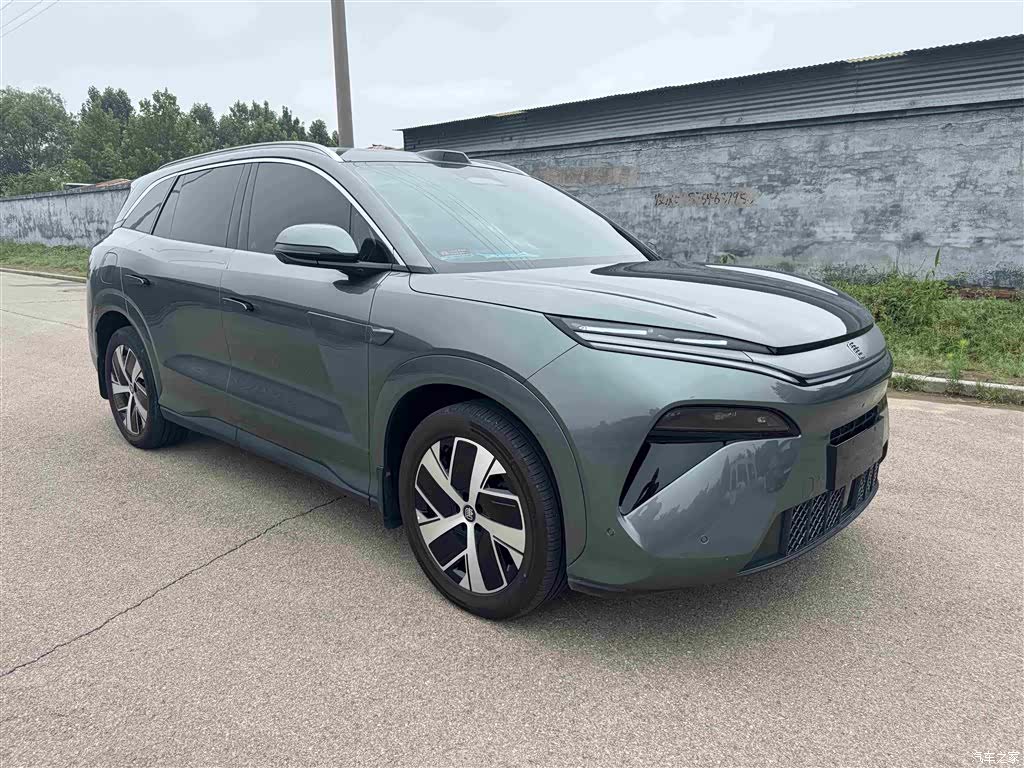 BYD Tang, 2025 2