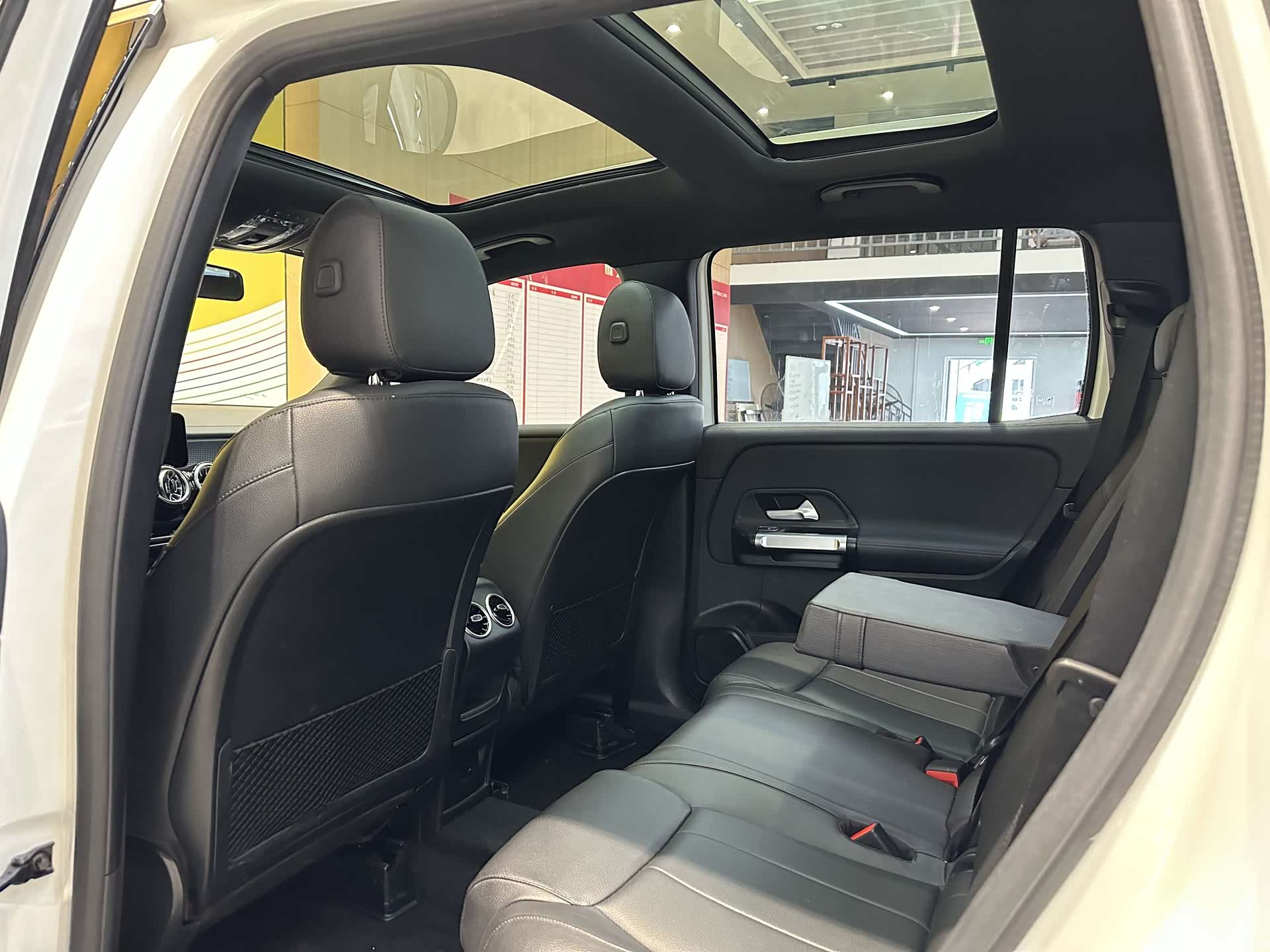 Mercedes-Benz GLB, 2022 10
