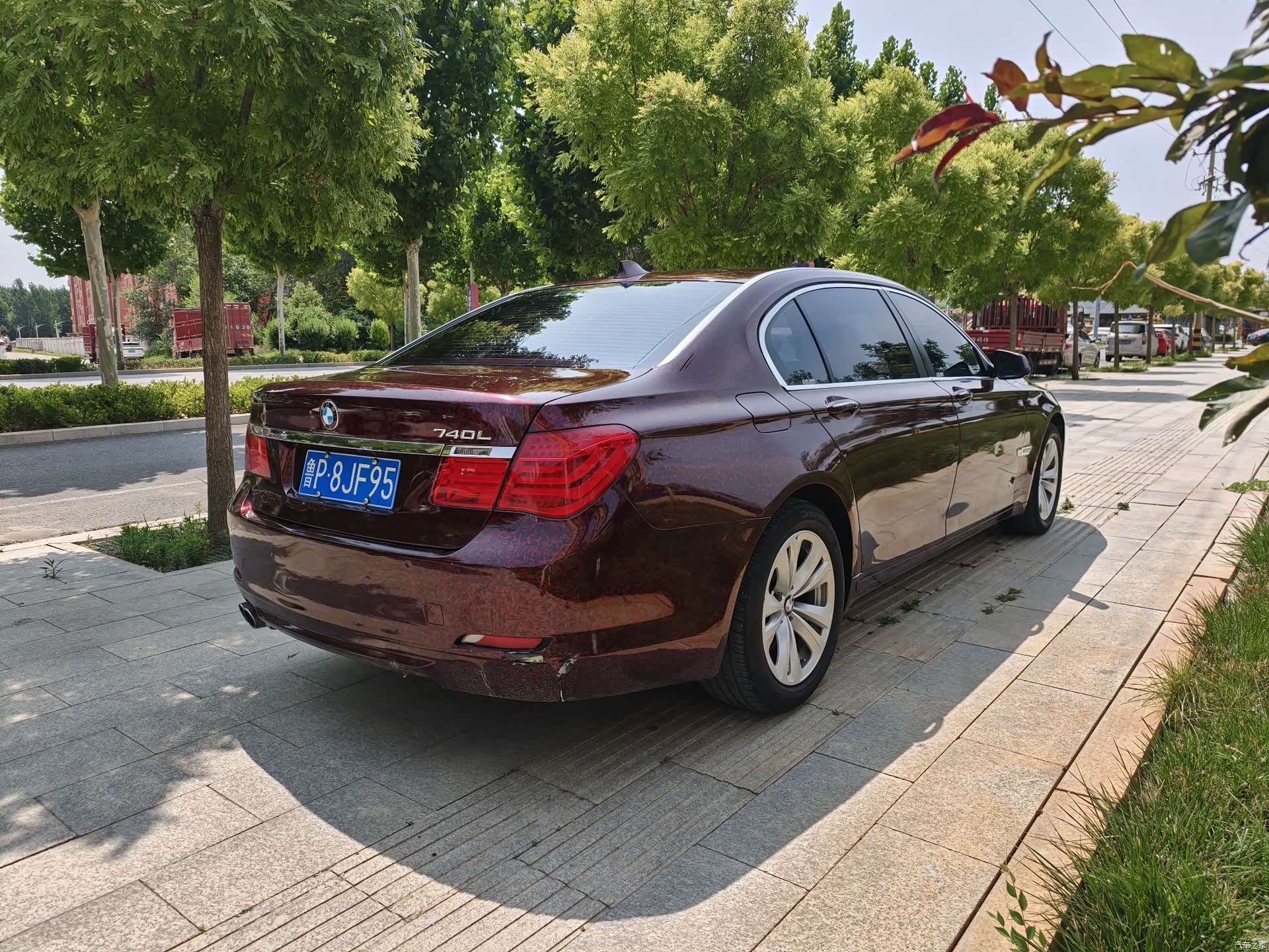 BMW 7 Series, 2011 6