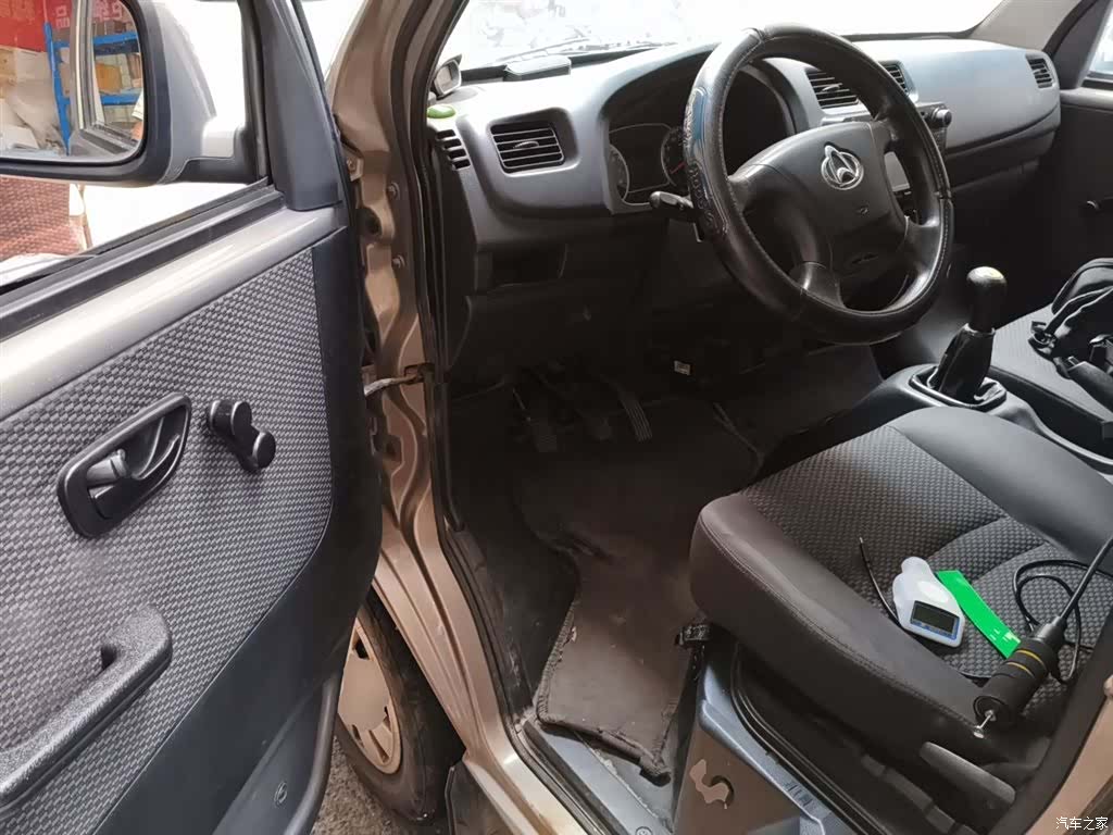 Changan E14V, 2015 17