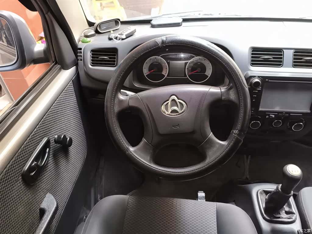 Changan E14V, 2015 11