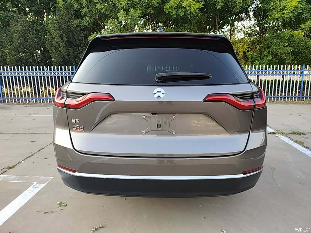 NIO ES8, 2020 6