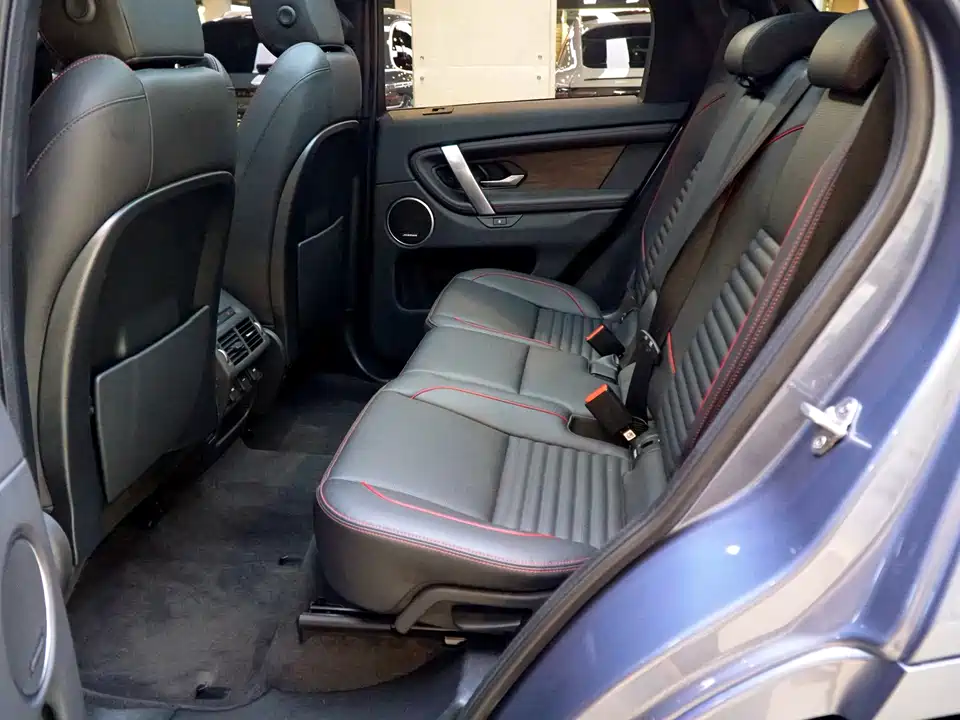 Land Rover Discover sports