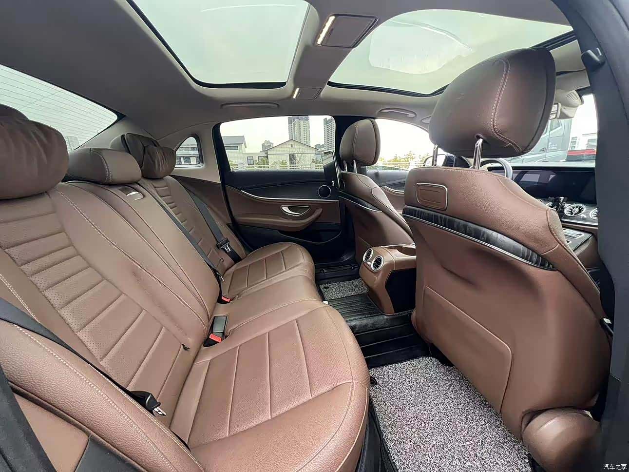 Mercedes-Benz E-Class, 2020 12