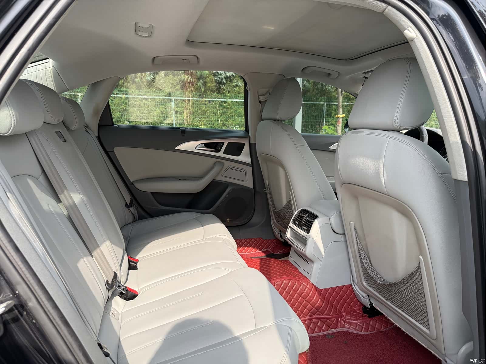 Audi A6L, 2013 25