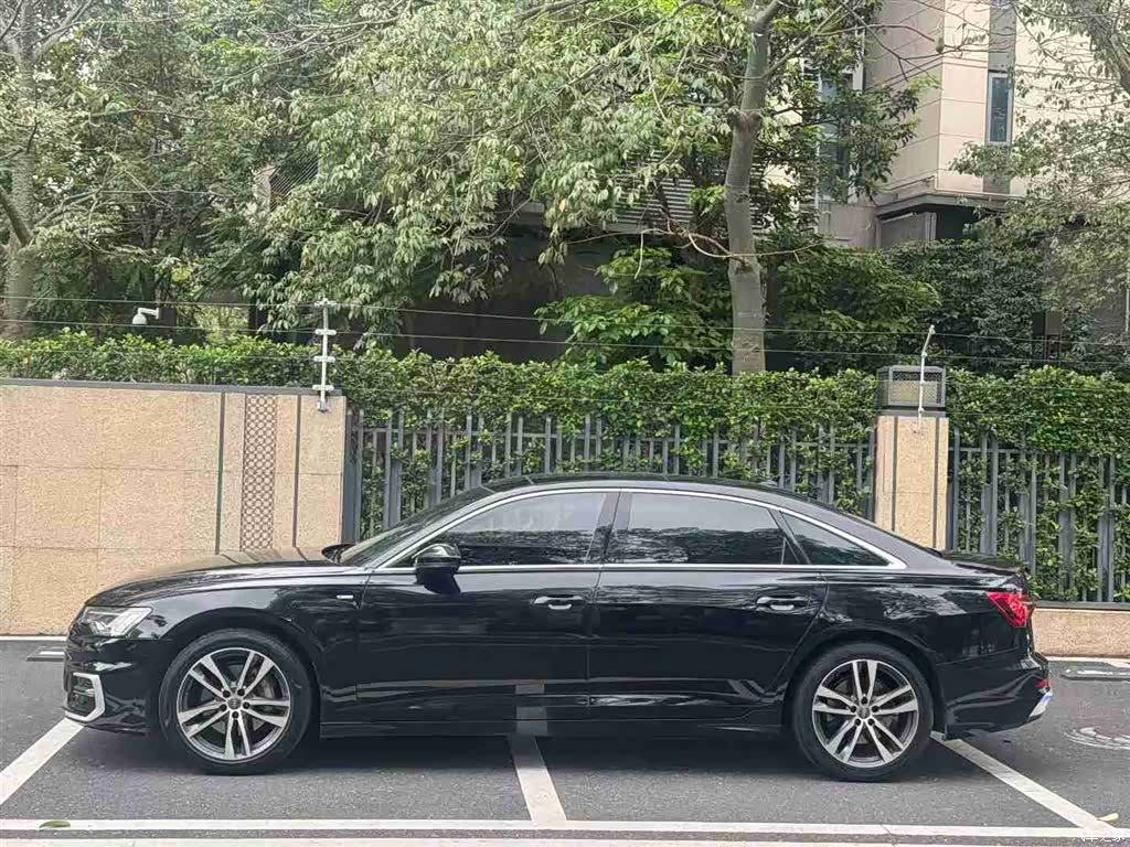 Audi A6L, 2019 3