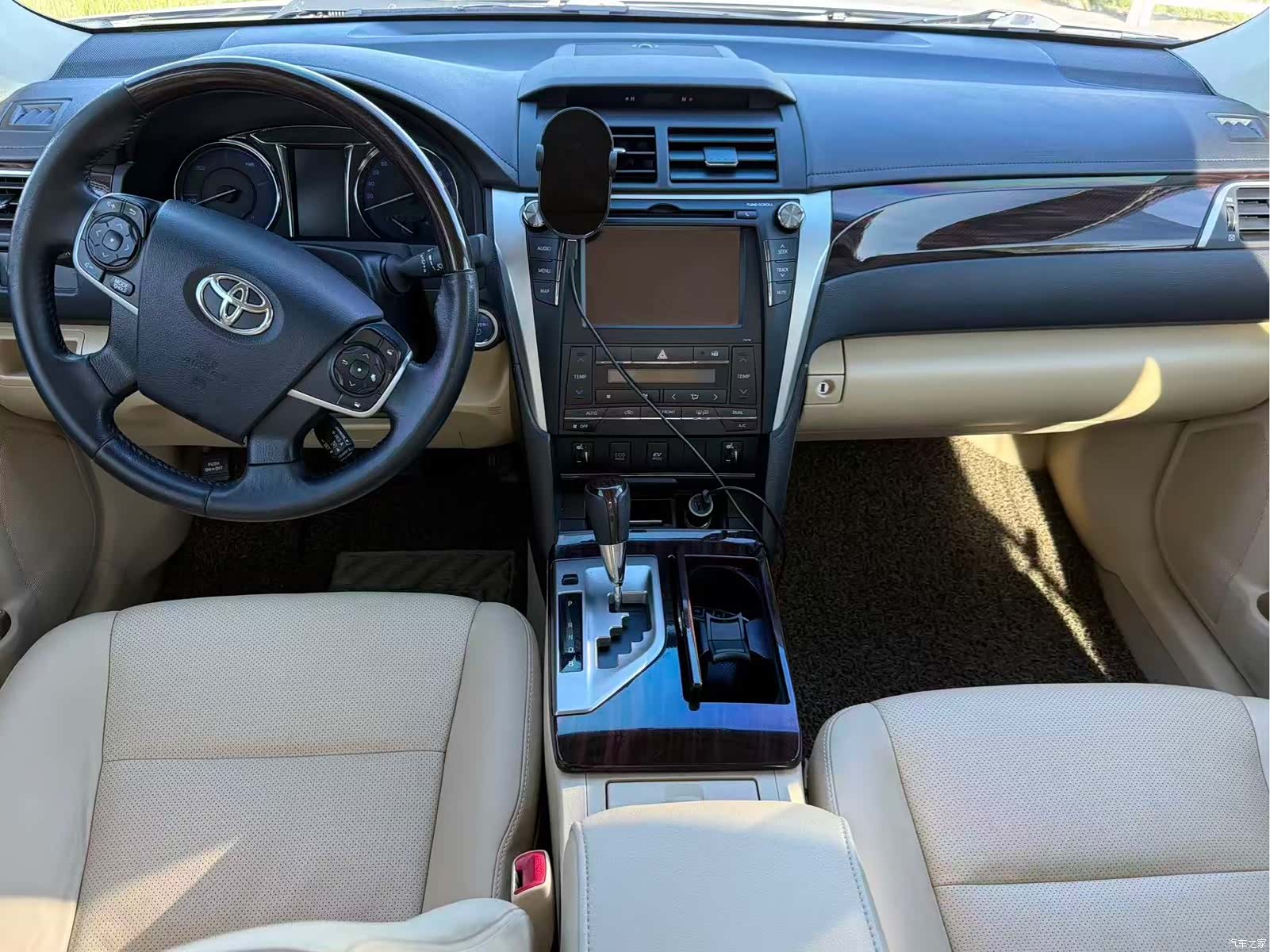 Toyota Camry, 2016 8