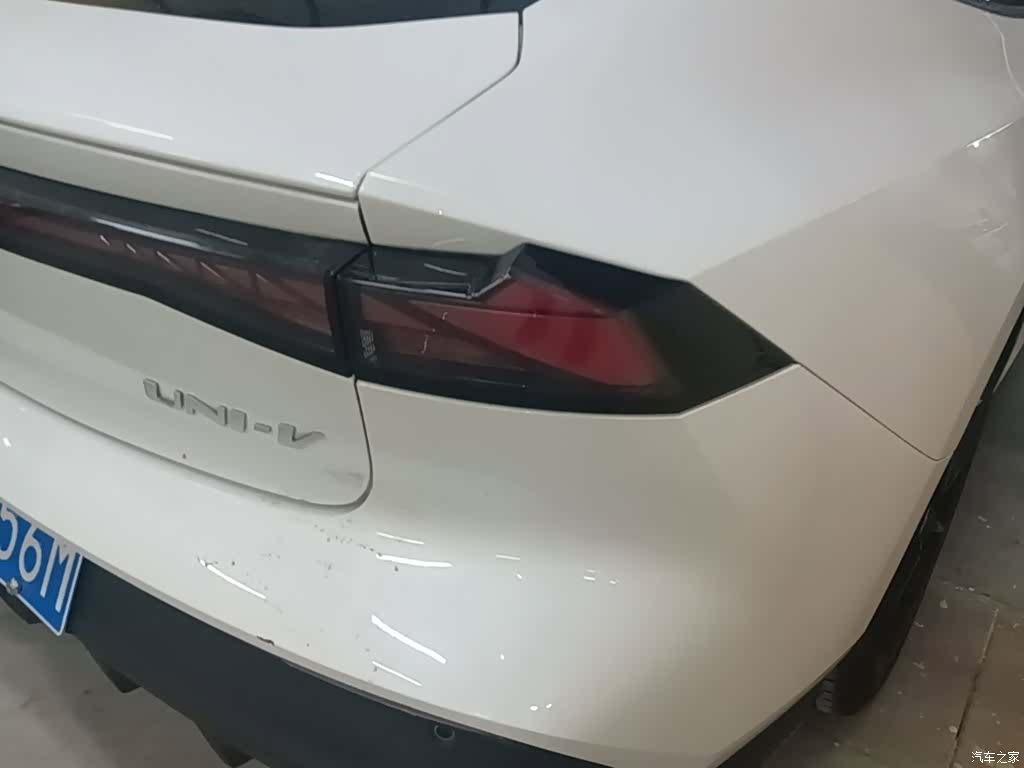 Changan UNI-V, 2024 8