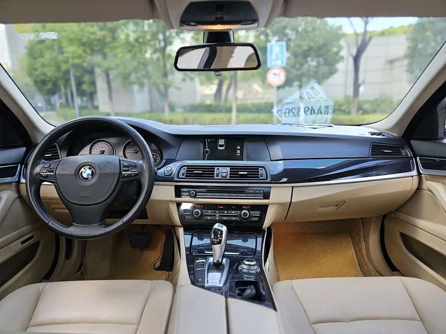 BMW 5 Series 2012, фото 4