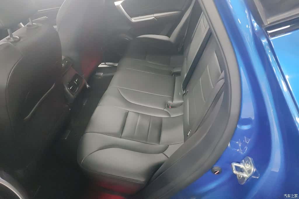 WEY VV5, 2019 11