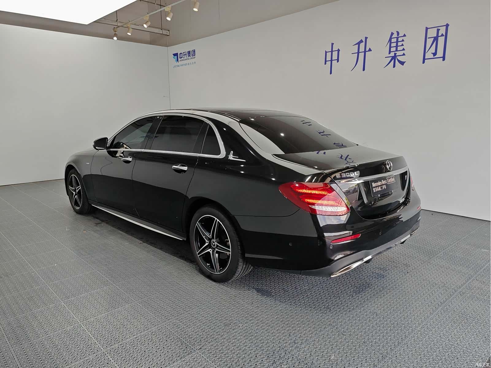 Mercedes-Benz E-Class, 2020 4