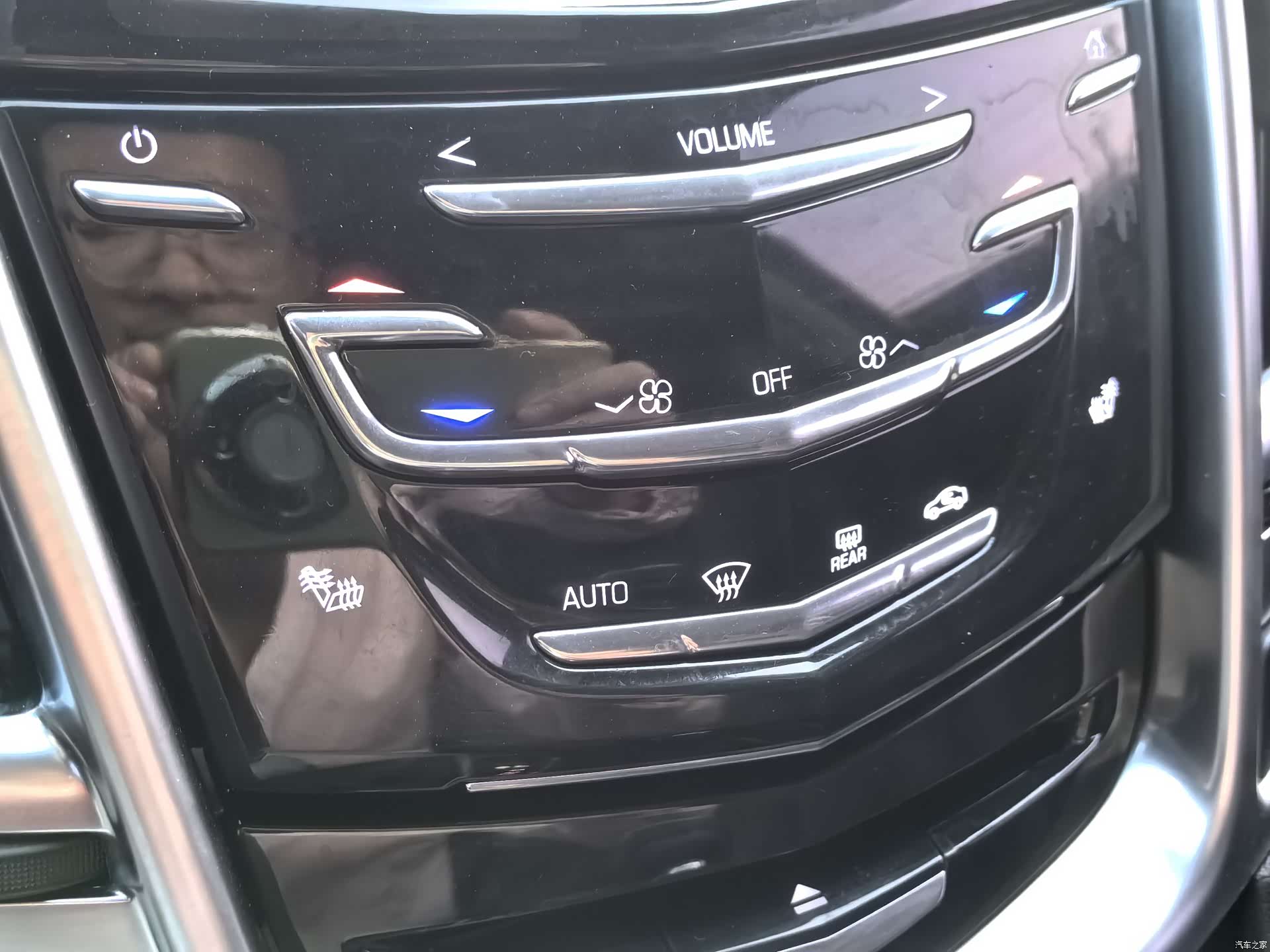 Cadillac SRX, 2016 9