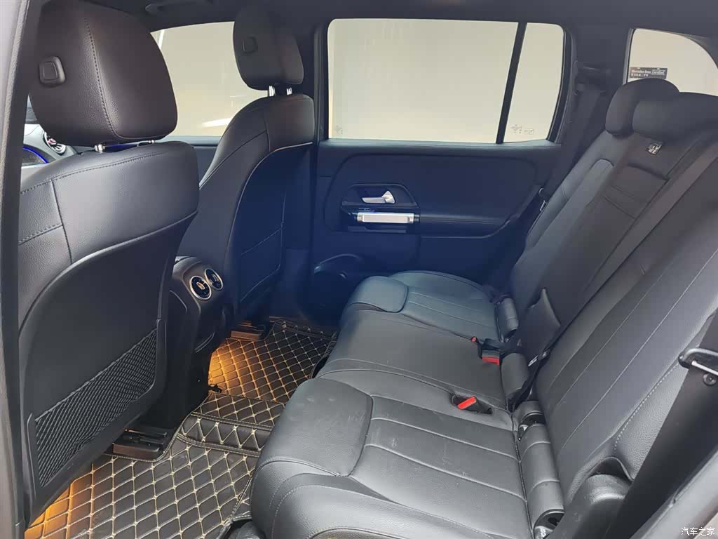 Mercedes-Benz EQB, 2023 10