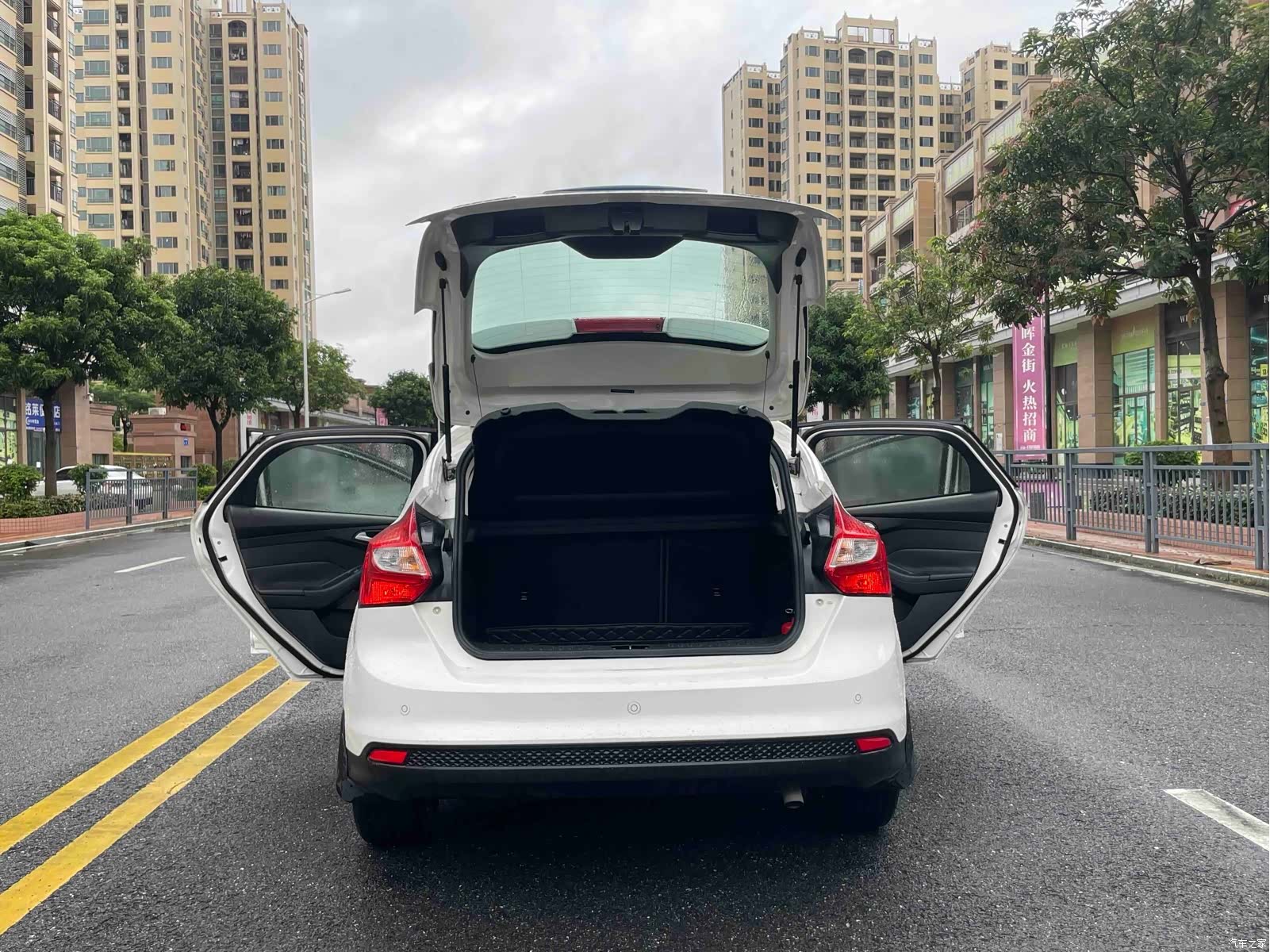 Ford Focus, 2014 13