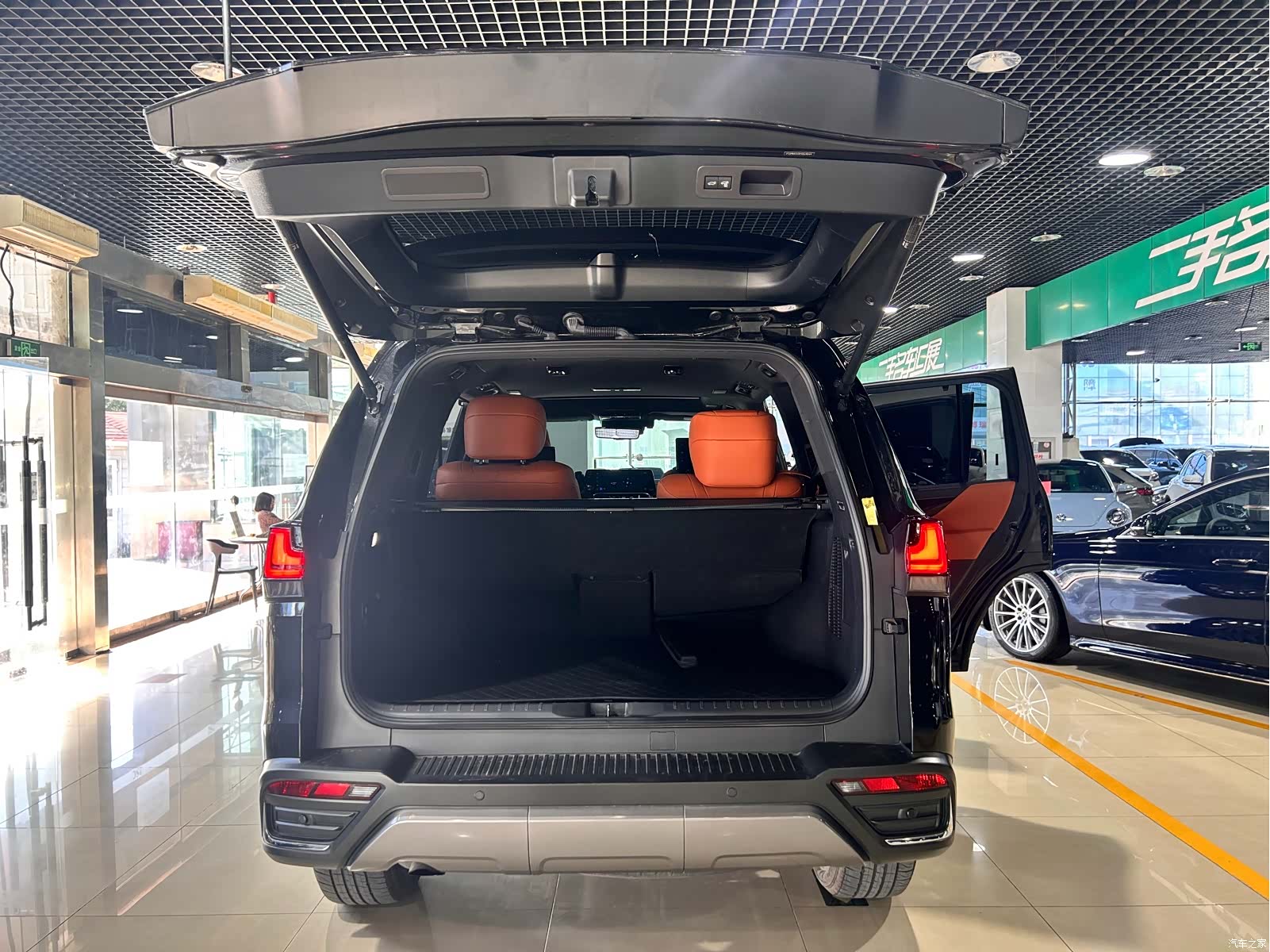 Lexus LX, 2026 9