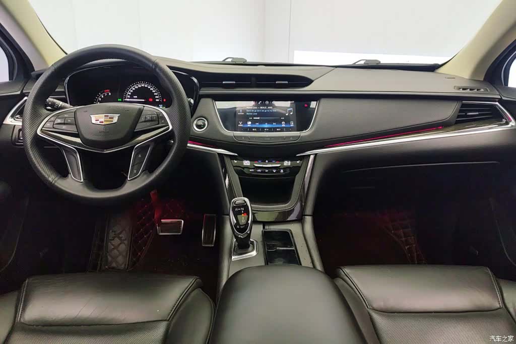 Cadillac XT5, 2017 12