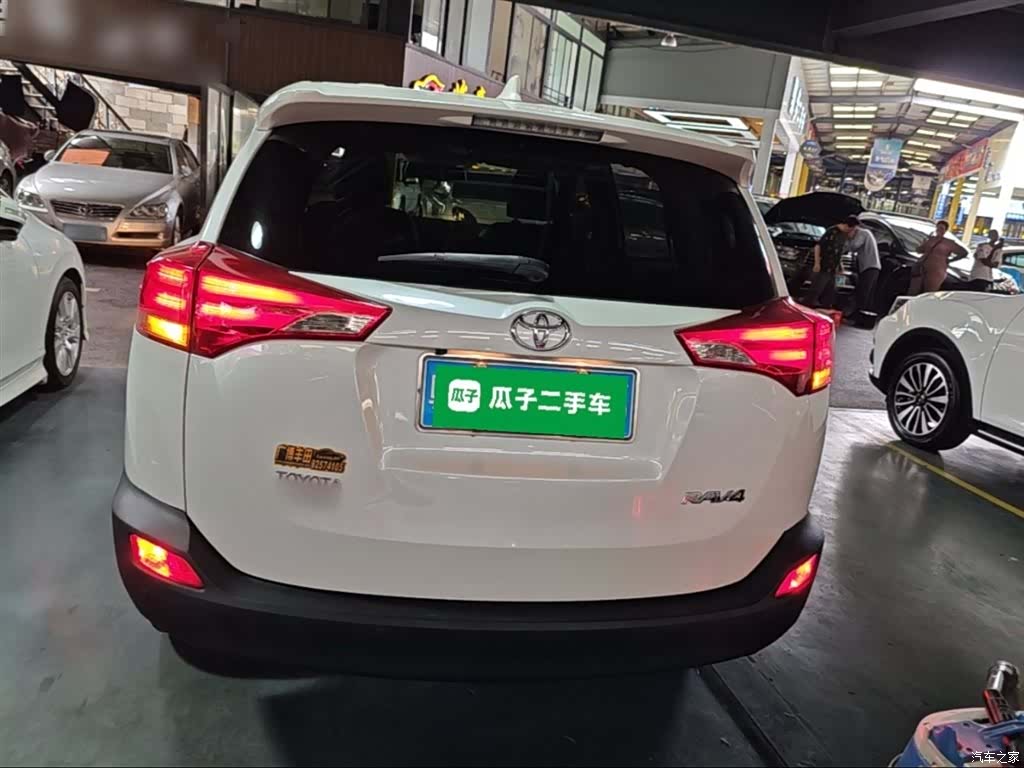 Toyota RAV4, 2016 6
