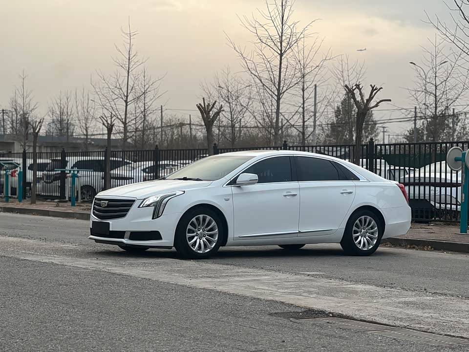 Cadillac XTS