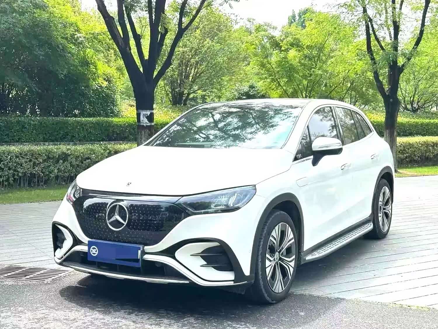 Mercedes-Benz EQE, 2025 1