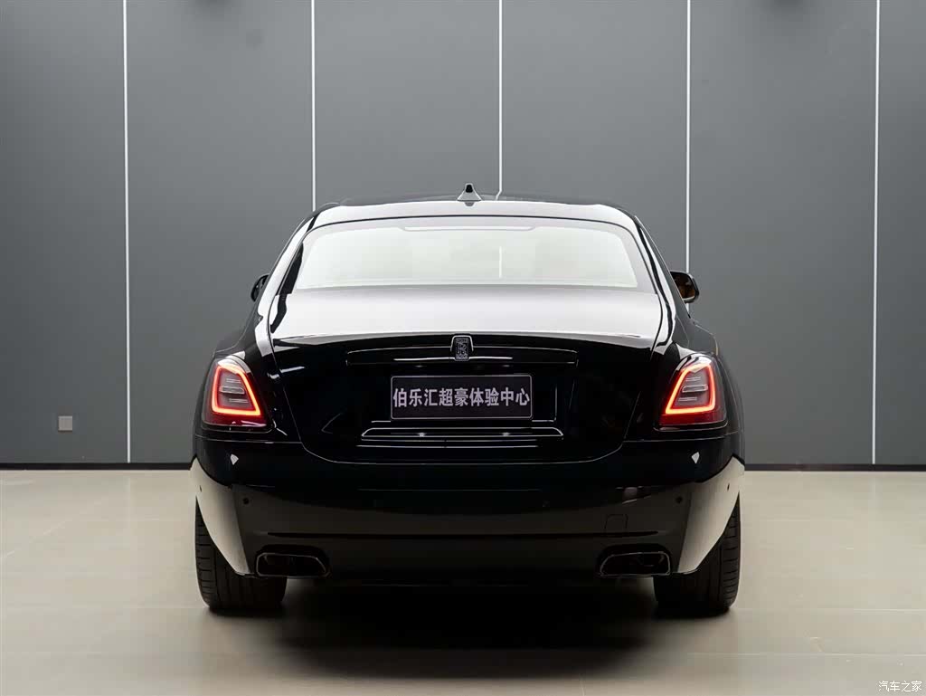 Rolls-Royce Ghost, 2023 7