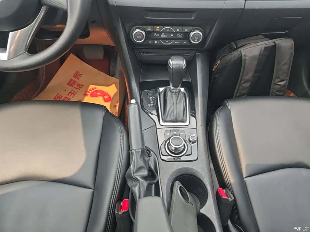 Mazda Mazda3, 2016 14