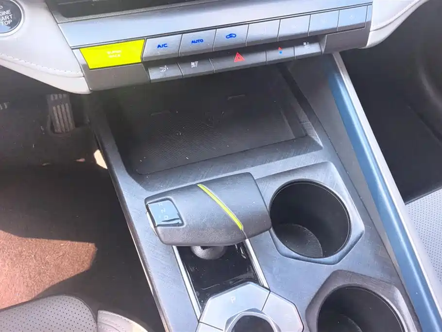 Changan UNI-V Smart iDD