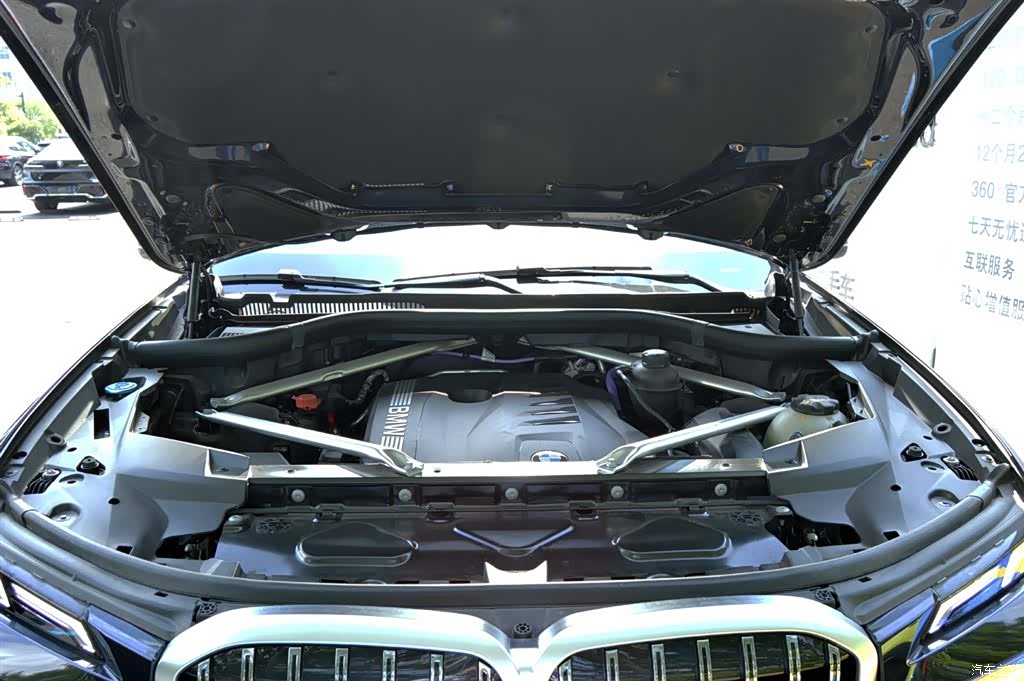 BMW X7, 2024 15