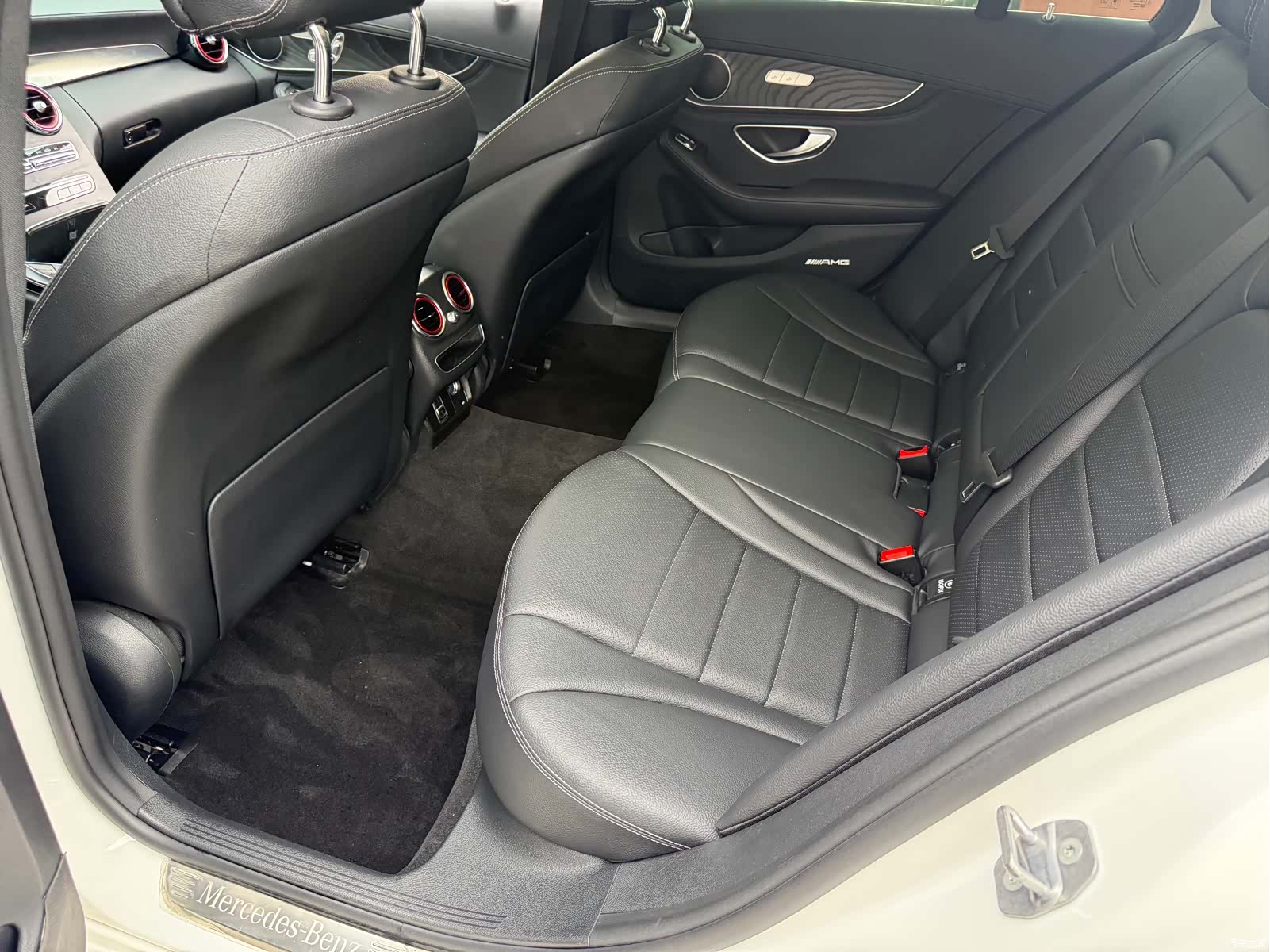 Mercedes-Benz C-Class, 2019 32