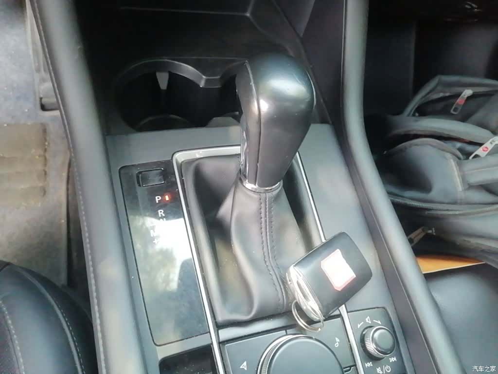 Mazda Mazda3, 2020 14