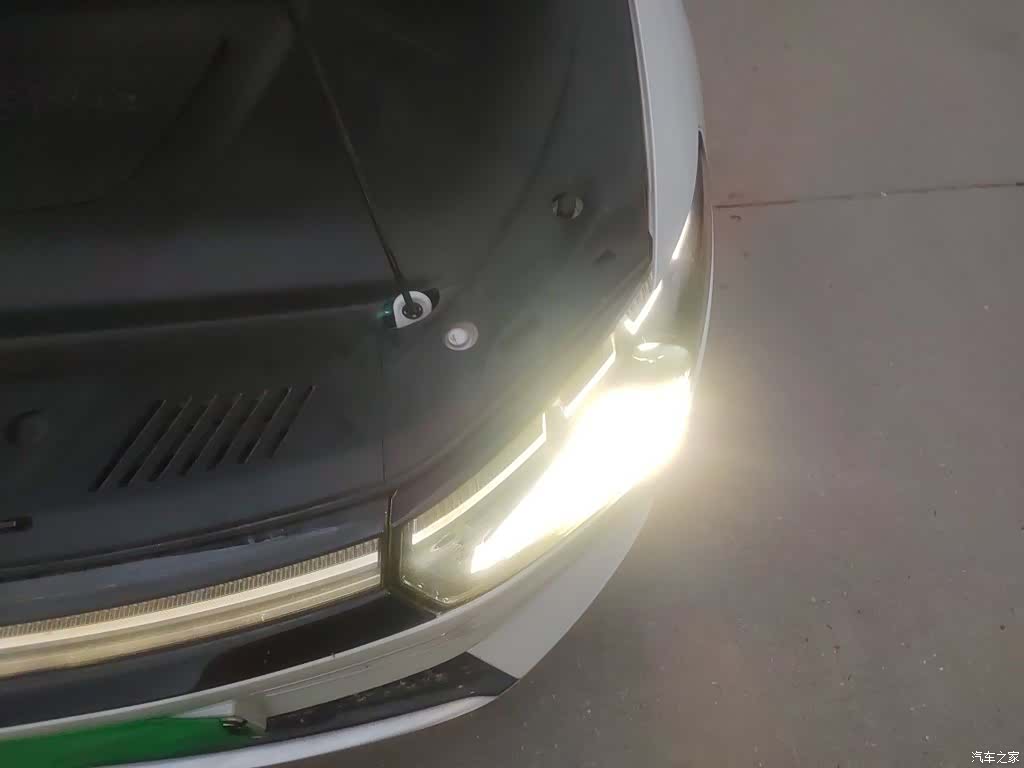 Xpeng P5, 2022 22