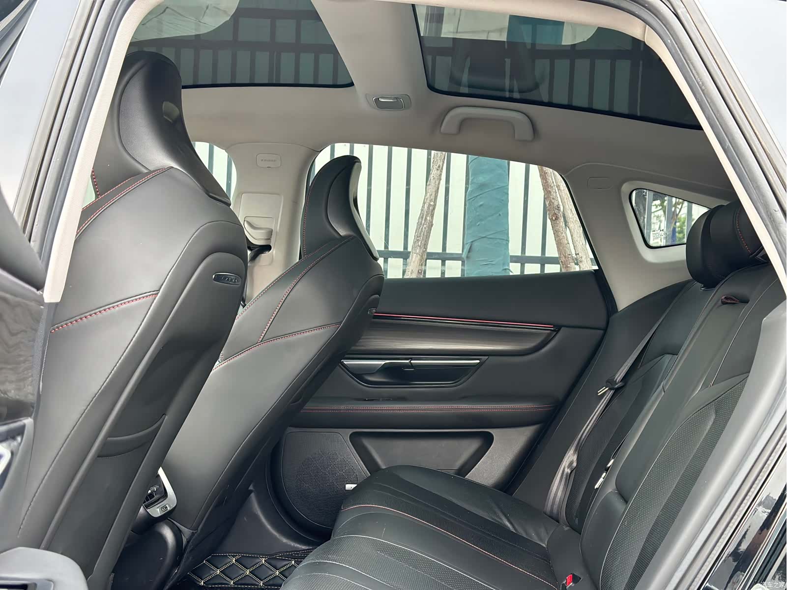 Xpeng P7, 2022 8