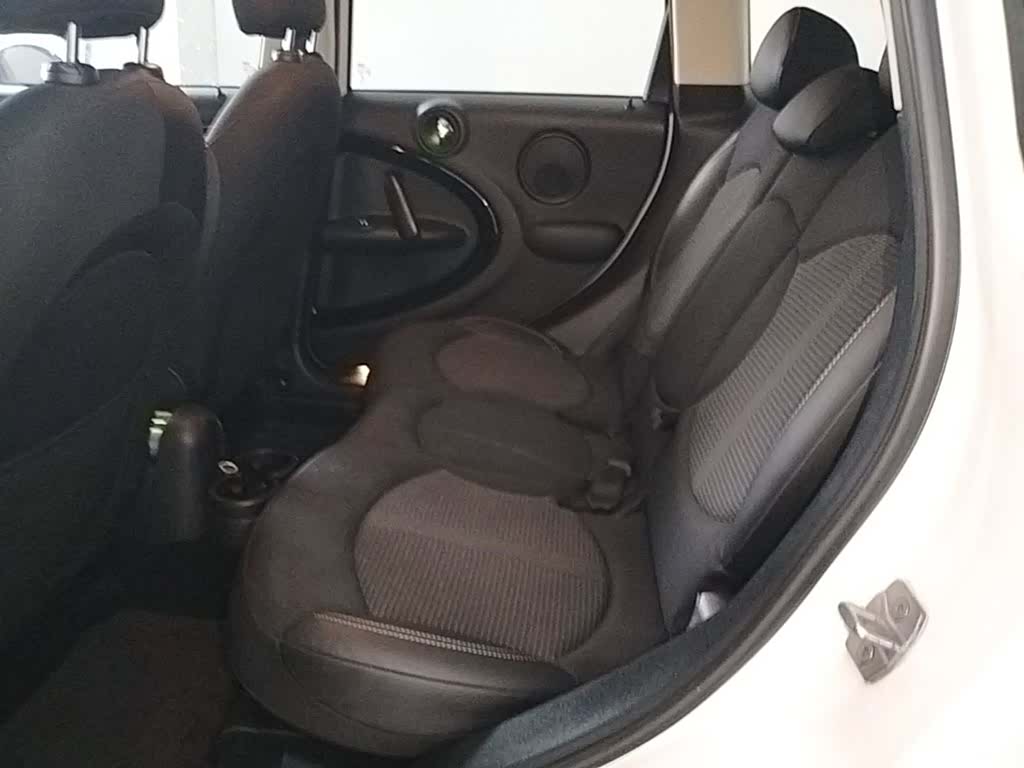Mini Countryman, 2015 17