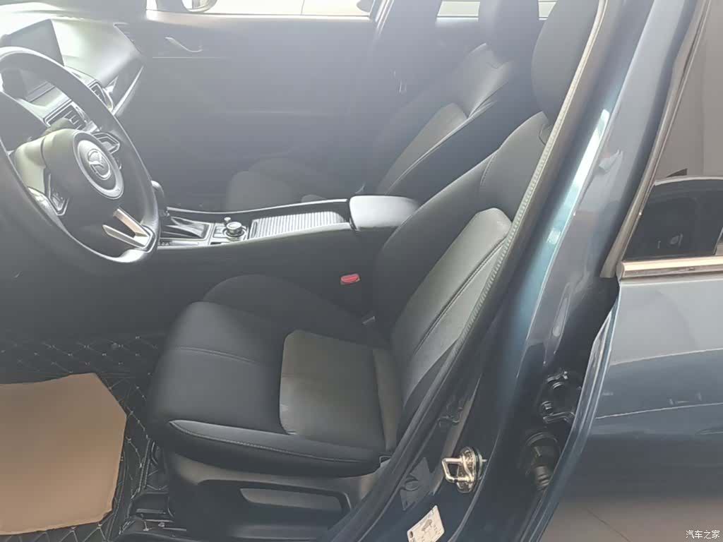 Mazda CX-4, 2020 15