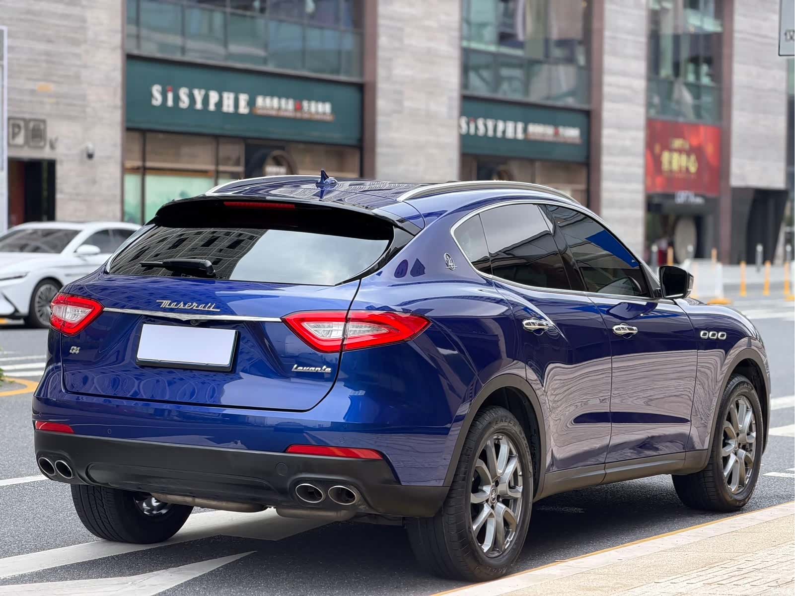 Maserati Levante, 2021 6