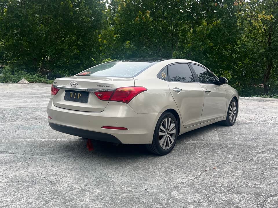 Hyundai Name picture