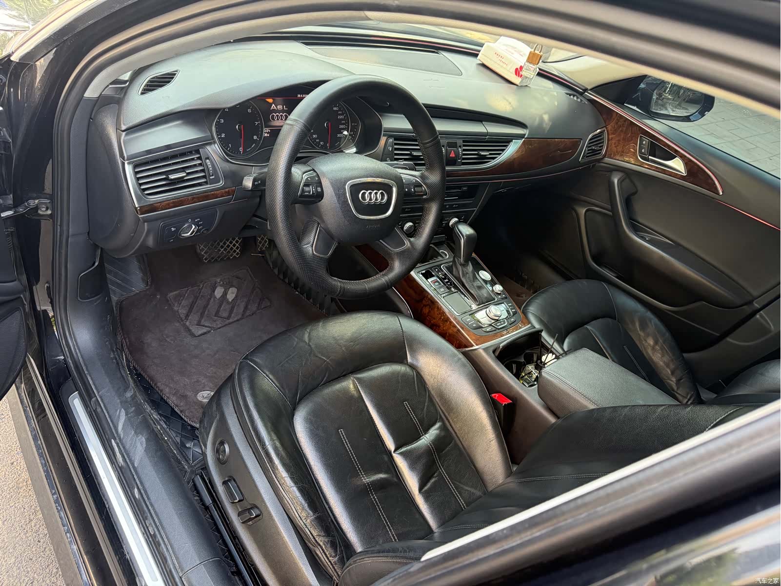 Audi A6L, 2015 4