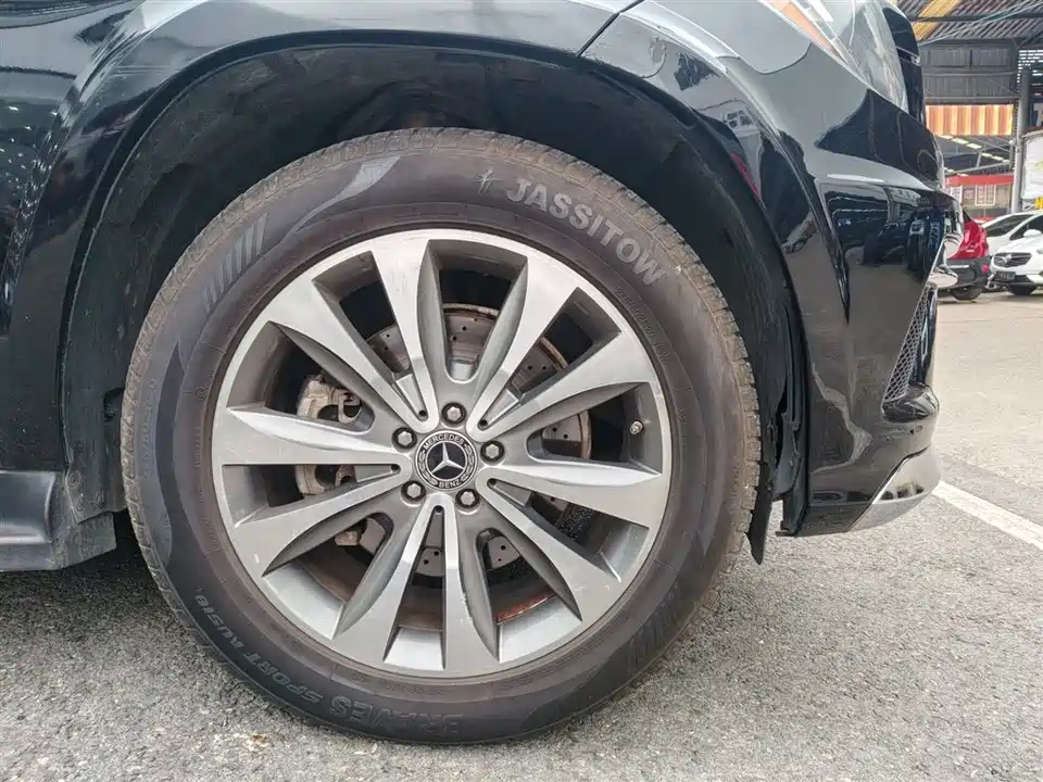 Mercedes-Benz GL grade