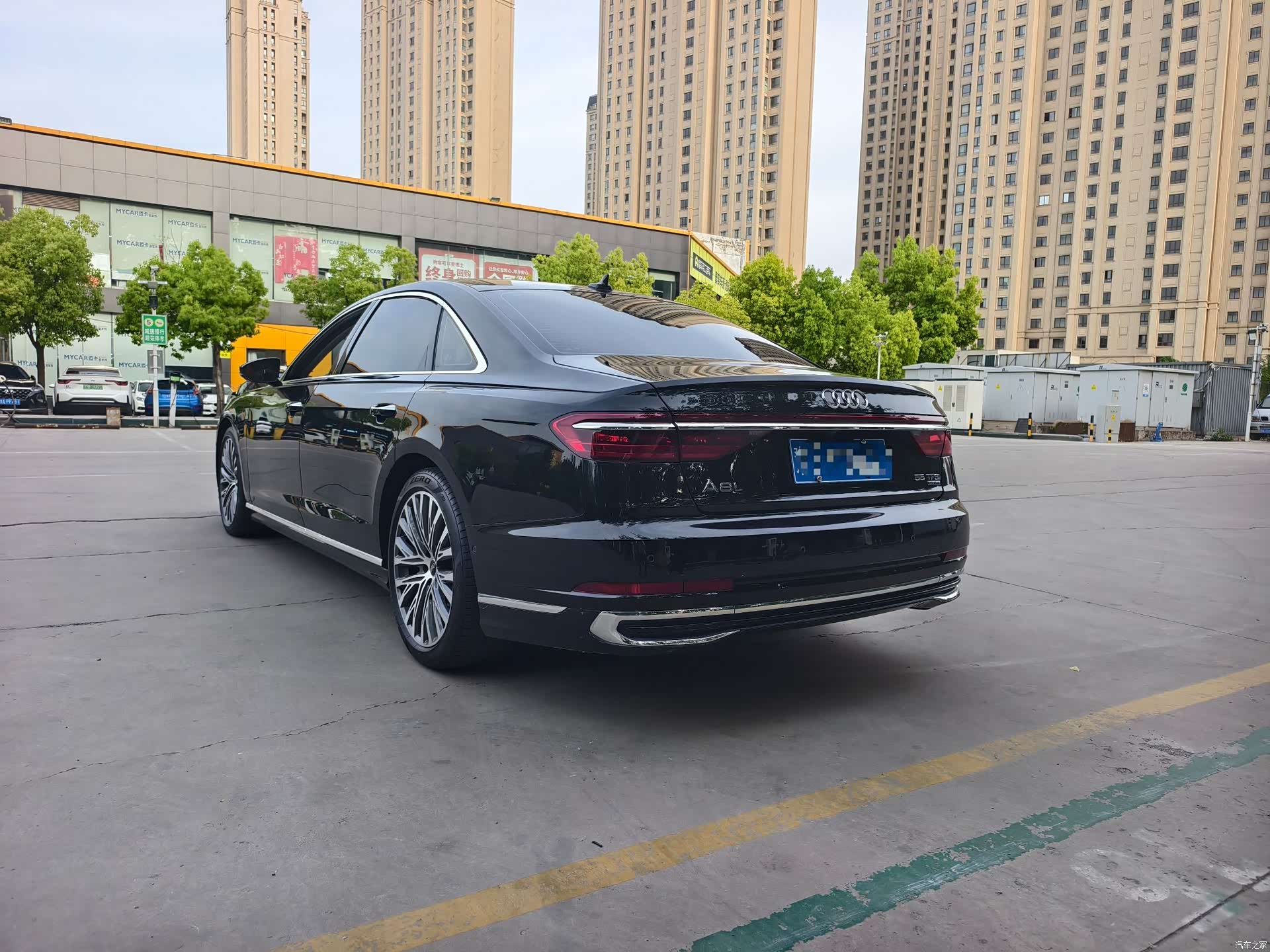 Audi A8L, 2025 10