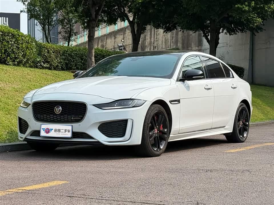 Jaguar XEL