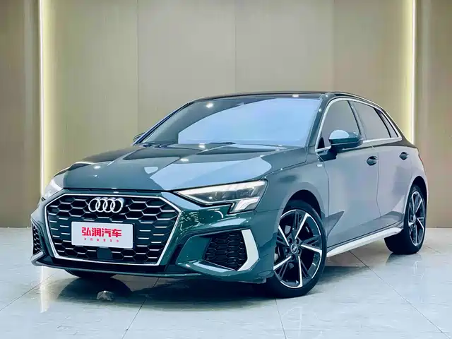 Audi A3 2023 — купить из Китая под заказ