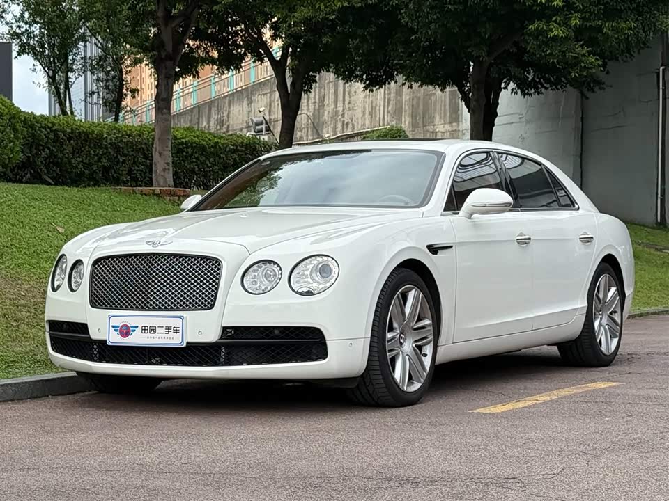 Bentley Flying