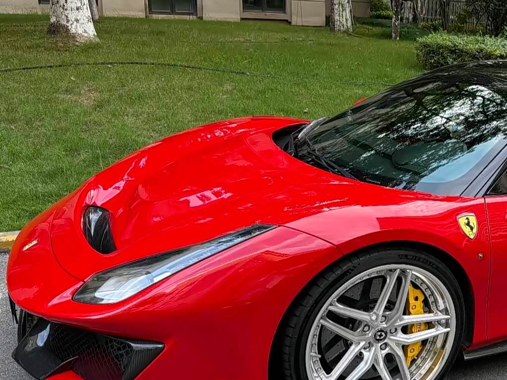 Ferrari 488